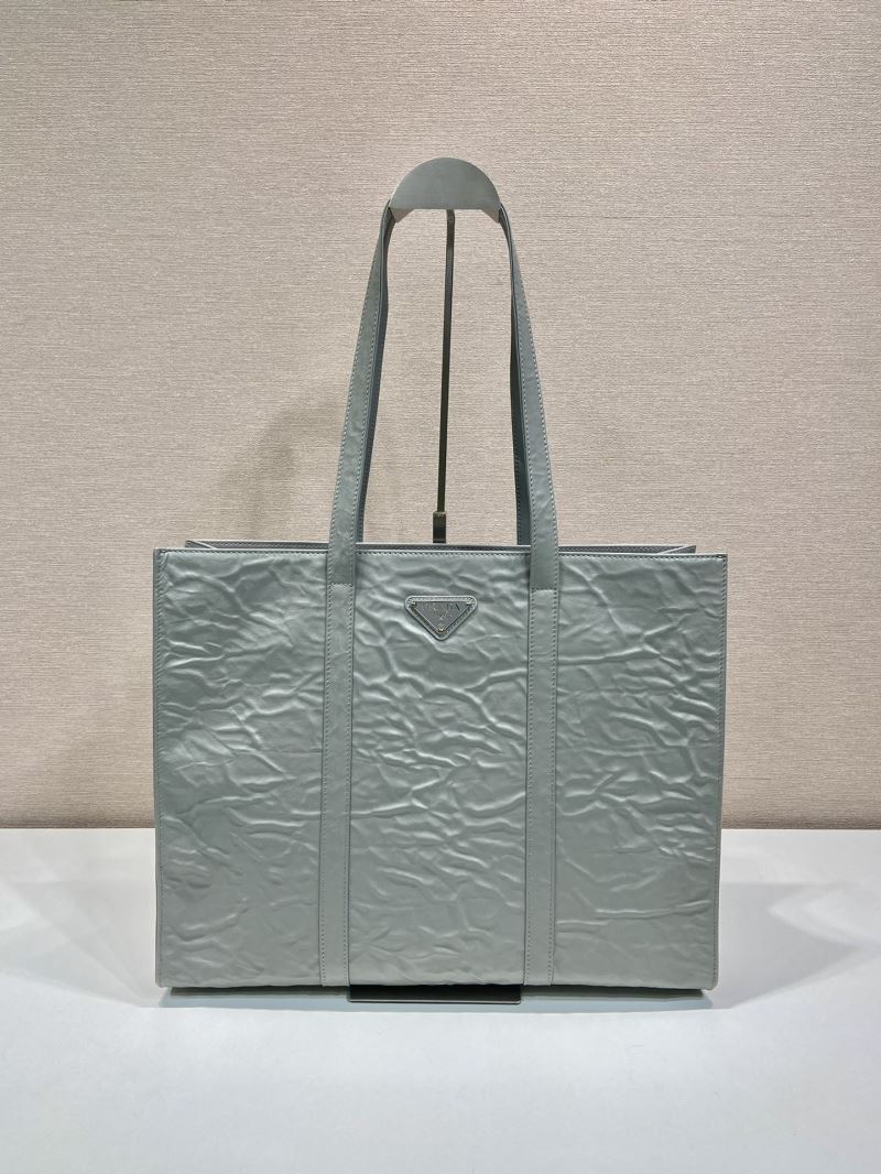 Pra*a tote bags